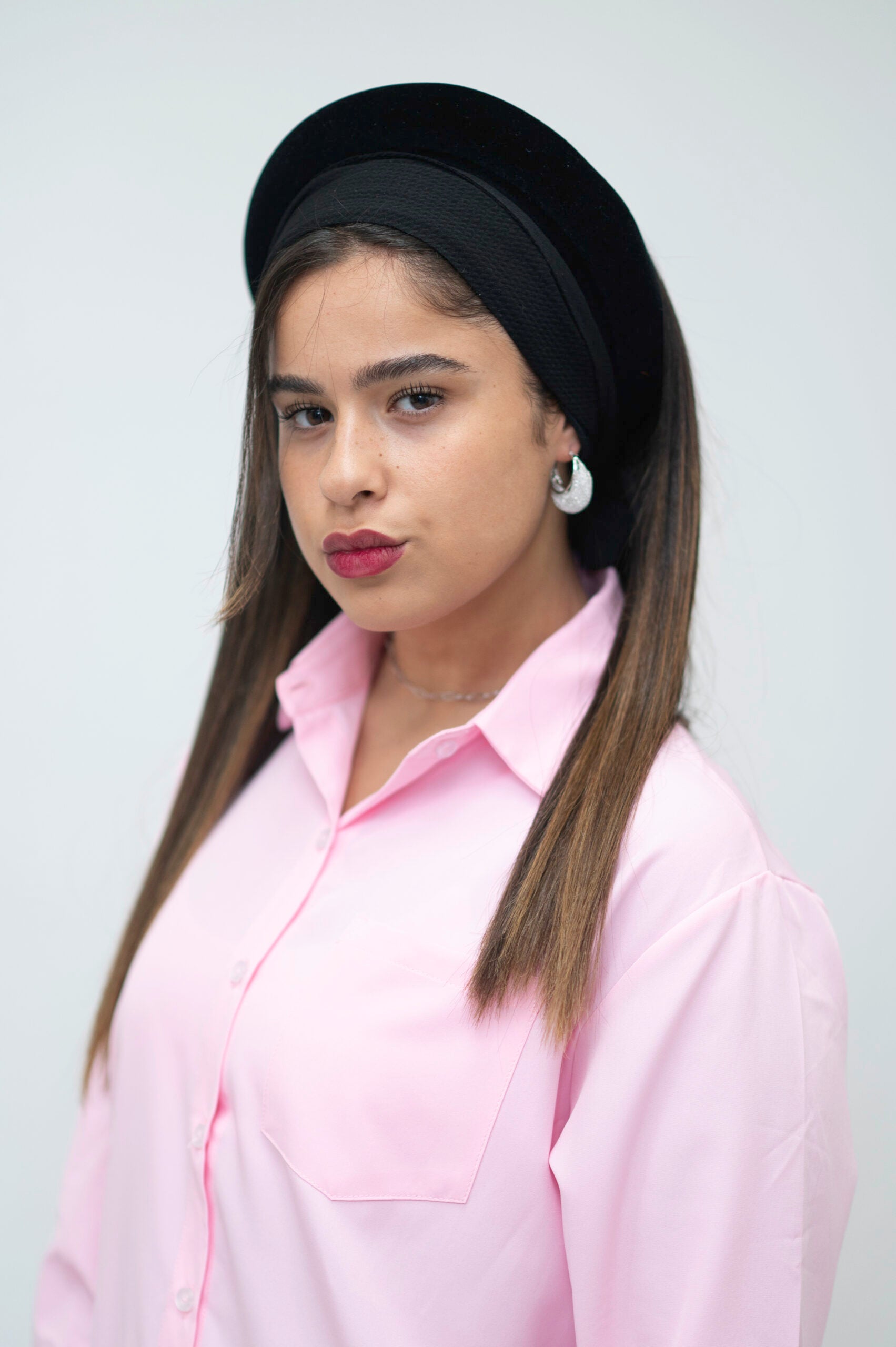 בובי כתר קלאסי | תהילה