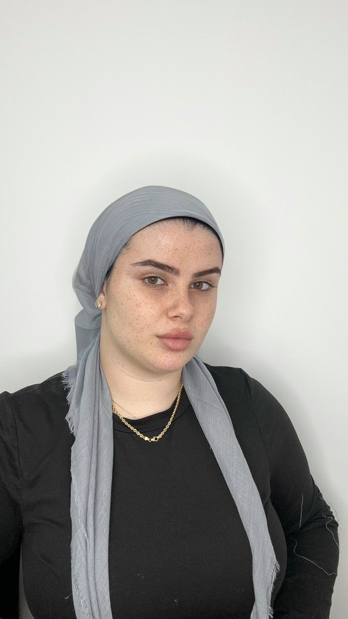 מרובעת ורד | אפור