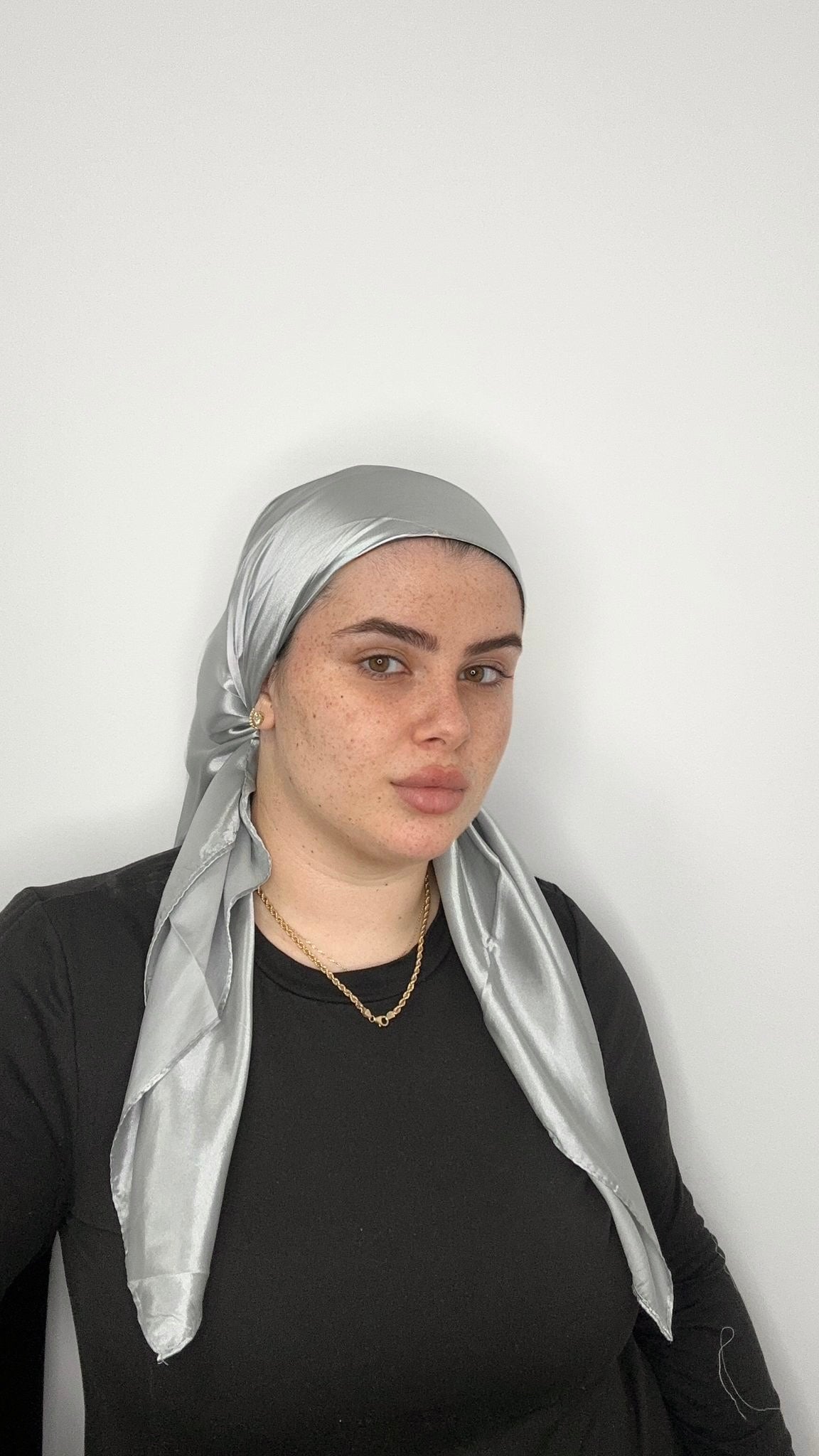 מרובעת סאטן| סילבר