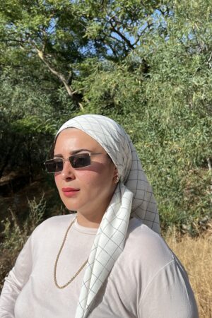מרובעת לבן משבצות