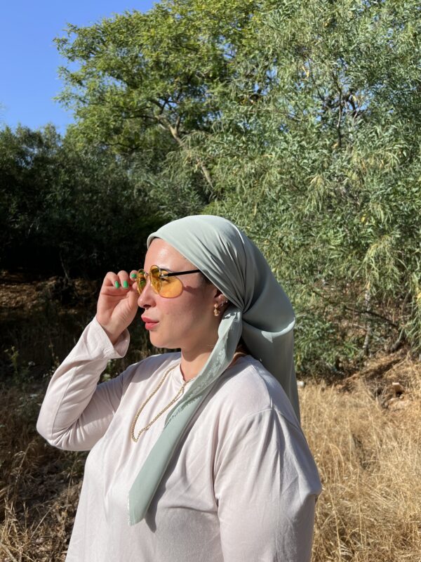 מרובעת ירוק בהיר
